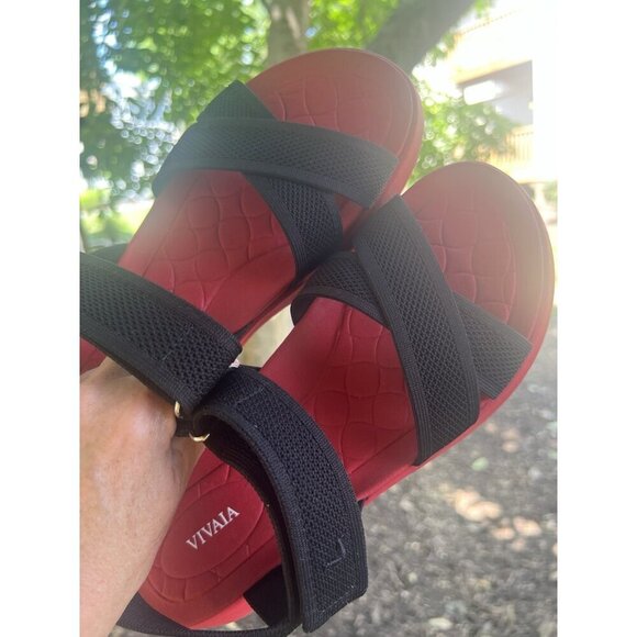 NWOT Vivaia Sport Sandals Kiara in Black Ruby Red outdoor comfy athleisure 10.5 - Picture 2 of 10